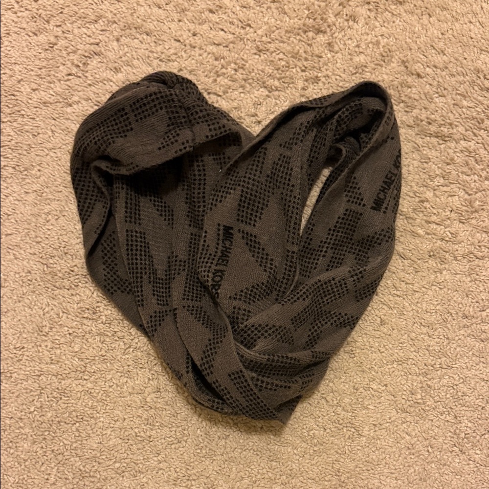 Michael Kors Black and Gray Infinity Scarf